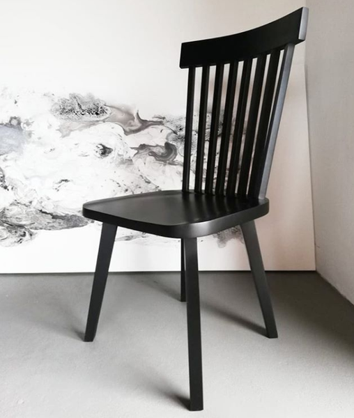 Silla Negra / Black Chair*