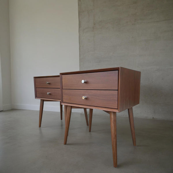 Buró Cesena / Cesena Nightstand