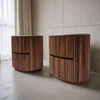 Buró Mandi / Mandi nightstand