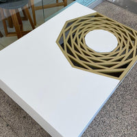 Mesa de centro de rosa blanca/ Coffe rose table*