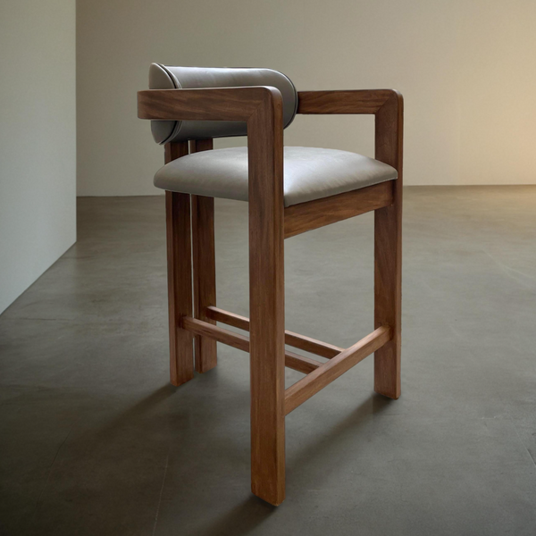 Banco Serrat Piel / Serrat Leather Barstool
