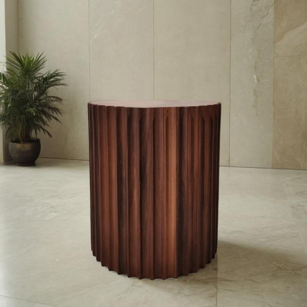 Mesa lateral Cavalo / Cavalo side table