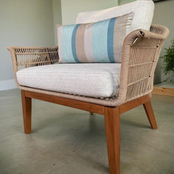 Sillón Agrinio / Agrinio Armchair