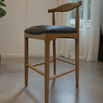 Banco Llumeneres / Llumeneres Barstool
