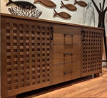Bufetera de rejilla / Square Grid Buffet*