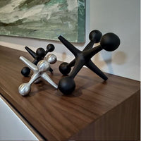 Juego de matatenas/ Black and silver game set*