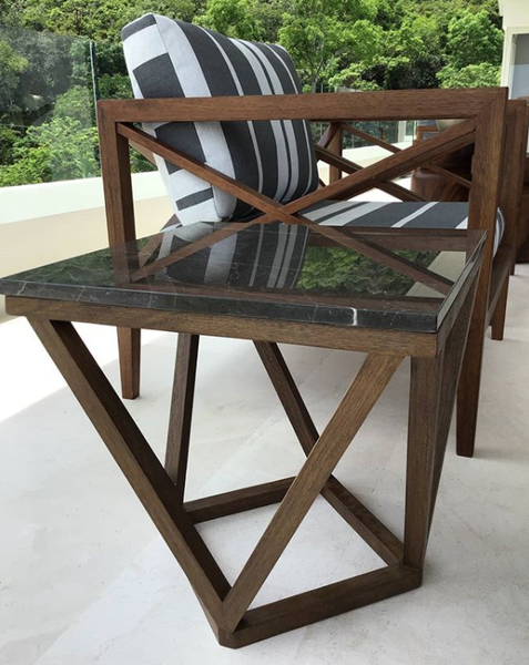 Mesa Lateral Diamante / Diamond Side Table*