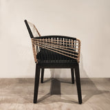 Silla tejida a 2 colores / Duotone woven chair*