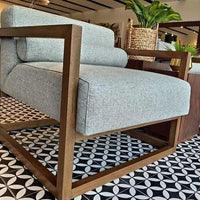 Sillón Pully / Pully Armchair