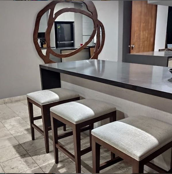 Banco Tapizado / Upholstered Bar Stool*