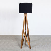 Lámpara de Piso / Floor Lamp*