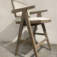 Banco Tapizado / Upholstered Bar Stool*